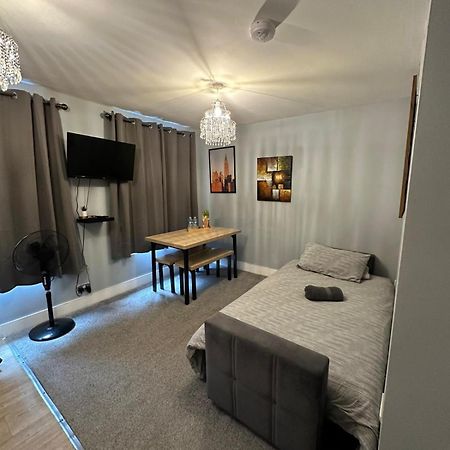 Cosy 2 Bedrooms Apartment Londýn Exteriér fotografie
