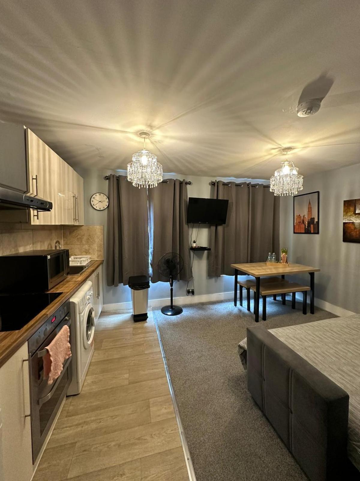 Cosy 2 Bedrooms Apartment Londýn Exteriér fotografie